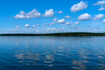 Река Волга в окрестностях Конаково.