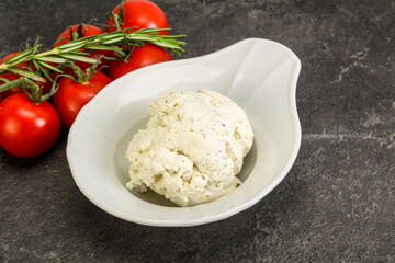 Soft cream cheese with herbs