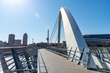 Iowa Des Moines Downtown Women's Achievement Bridge