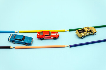 carrinho, bússola, azul, direção, infantil, lápis de cor