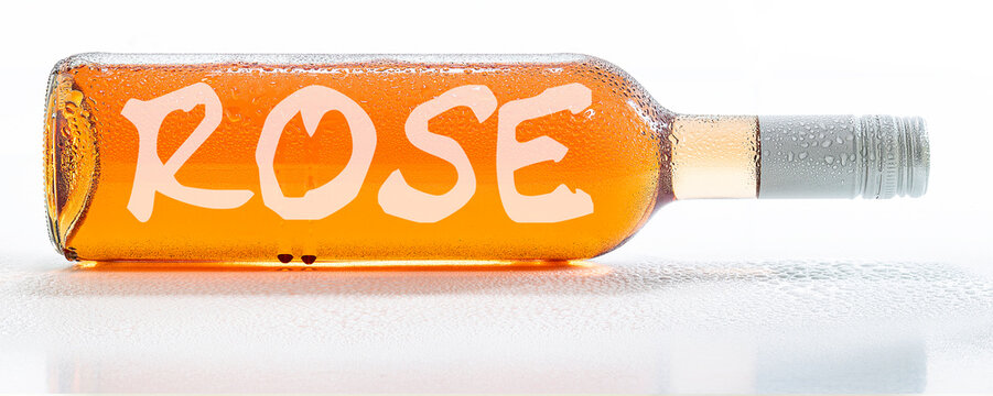 Ros&eacute; Ros&eacute;flsche liegend
