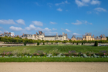 Fototapeta na wymiar Chateau de Fontainebleu, France