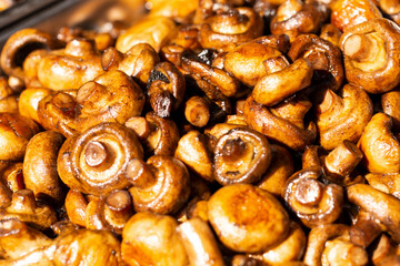 Grilled aromatic mushrooms