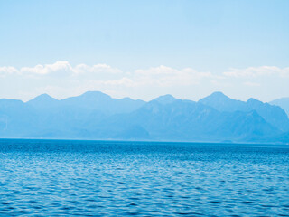 Fototapeta na wymiar OView of the coast of Antalya from the seaLYMPUS DIGITAL CAMERA