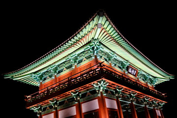 Fototapeta na wymiar Pictures of traditional Korean buildings.