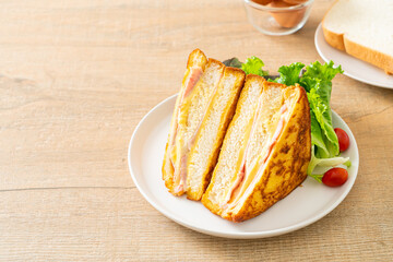 homemade sandwich ham cheese with salad