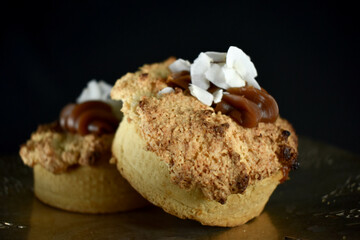 reposteria, bombones con dulce de leche y chocolate