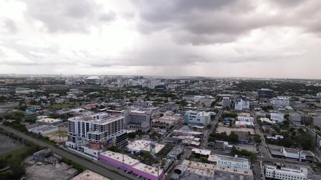 Aerial video storms over Miami 4k