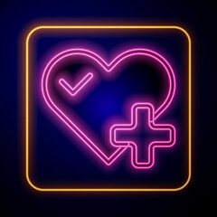 Obraz premium Glowing neon Heart rate icon isolated on black background. Heartbeat sign. Heart pulse icon. Cardiogram icon. Vector