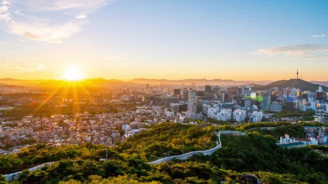 4k Time lapse Landscape of Seoul South Korea in the morning and Sunrise