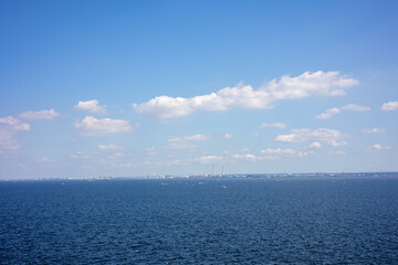 Fototapeta premium 千葉から見る太平洋の地平線と青空
