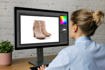 woman doing product photo editing on desktop computer in office - obrazy, fototapety, plakaty