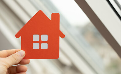haus in hand