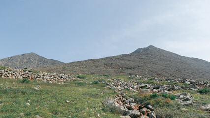 Fototapeta na wymiar View of the mountain peaks