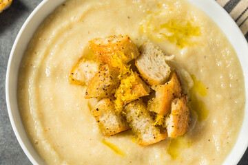 Healthy Homemade Cauliflower Soup