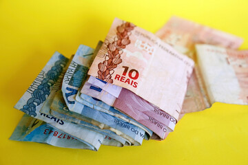 money from brazil - several real bills