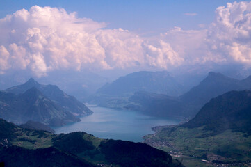 Naklejka premium mountains and clouds