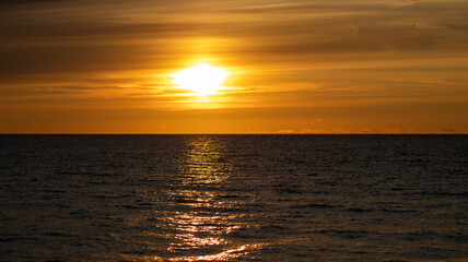 zachód słońca nad Bałtykiem