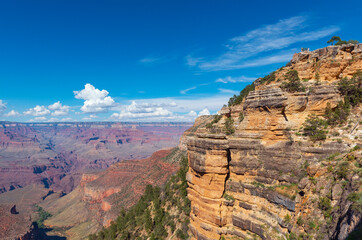 Grand Canyon landscape in summer along Bright Angel Trail hike, Grand Canyon national park, Arizona, USA.
