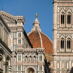 close up of the Cattedrale Metropolitana di Santa Maria del Fiore