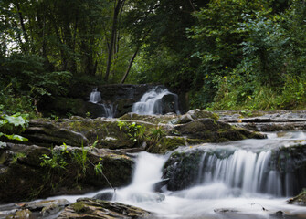 Two cascades (Moody and relaxing wallpaper)