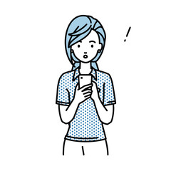 立ってスマートフォンを操作して何かに気づいて驚いたポロシャツの女性