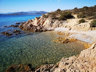 Insel Tavolara Sardinien - Naturparadies und Traumstrände mit rosa Sand