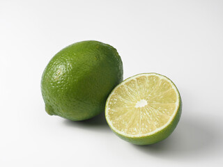 ライムを白背景で