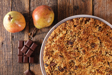 apple and chocolate crumble dessert