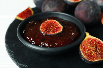 Tray with fig jam and ingredients, close up