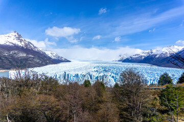 Naklejka na ściany i meble The Perito Moreno Glacier is a glacier located in the Los Glaciares National Park in Argentina. It is one of the most important tourist attractions in the Argentinian Patagonia.