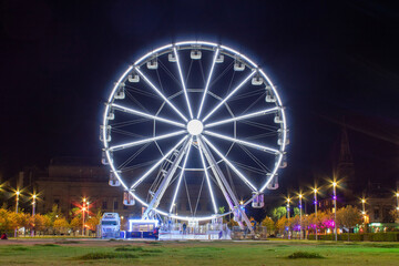 ferris wheel in the night