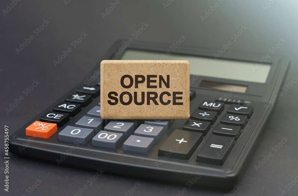 Aufkleber There is a sign on the calculator that says - Open Source