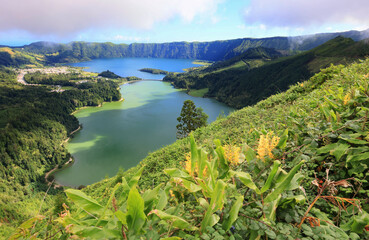 Fototapeta na wymiar The green and blue lagoon, view from Miradouro da Vista do Rei, Sao Miguel island, Azores