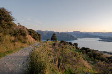 Roys Peak Track in the morning during Sunrise