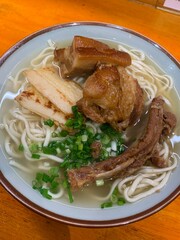 石垣島 八重山そば 三枚肉 ソーキ 軟骨ソーキ 日本食 八重山諸島 沖縄県