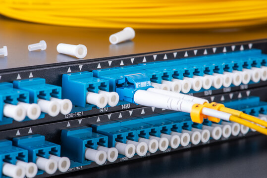 Fiber Optical Network Cables with Patch Panel of Passive CWDM Filter