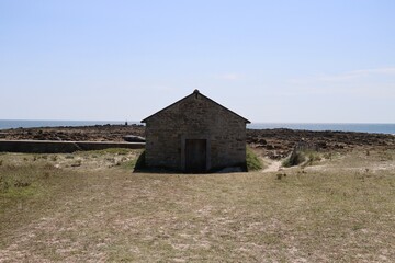 Obraz premium old house on the island of Hoedic 