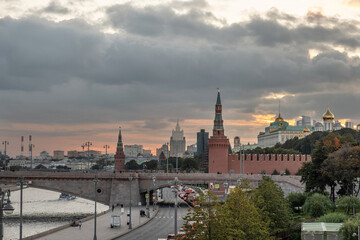 Naklejka premium View of the Moscow Kremlin at sunset