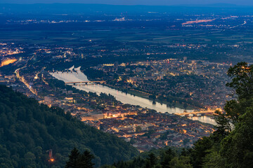 Luftaufnahme - Heidelberg und Mannheim bei Nacht