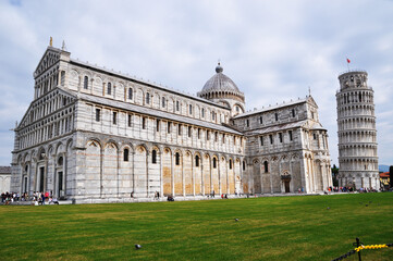 Obraz premium Piazza di Miracoli, Pisa Cathedral View of the Cathedral and the leaning tower. October 07, 2014, Pisa, Italy.