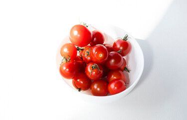 red cherry tomatoes