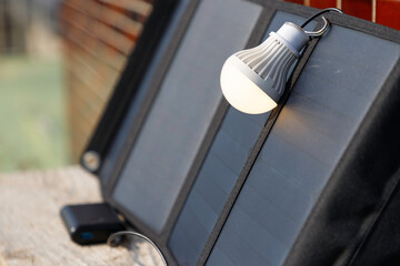 ソーラーパネル、いざと言う時に備えて太陽光発電