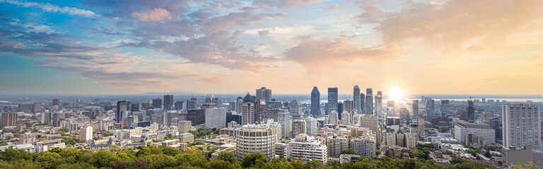 Fototapeta na wymiar Panoramic Belvedere Mount Royal, Chalet Mont Royal a scenic lookout overseeing Montreal downtown skyline, a major tourist attraction.