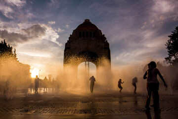 Atardecer Monumento a la Revolución 2