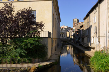 Les quais du Vizéry au pont de l'Hôpital (pont Saint-Anne) à Montbrison (42600), département de la Loire en région Auvergne-Rhône-Alpes, France