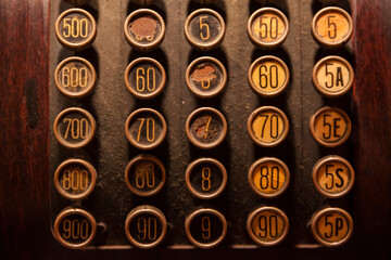 Detalle caja registradora antigua
