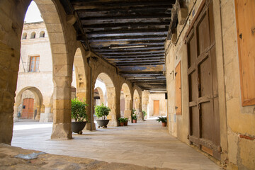 Arches in Church Square; Horta de Sant Joan; Tarragona