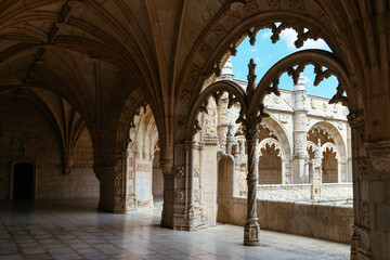 Fototapeta na wymiar The gothic cloister of the Jeronimos Monastery In Lisbon, Portugal