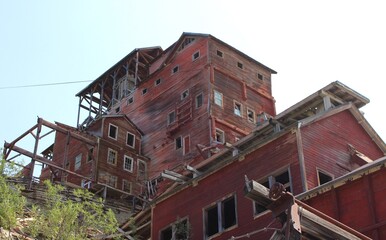 Fototapeta na wymiar Kennecot historic copper mine